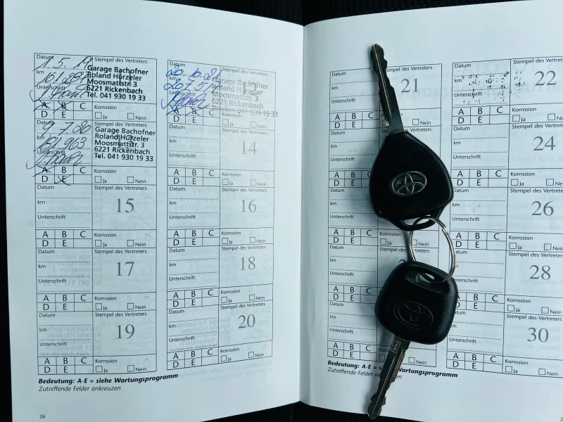 Toyota Auris 1.6i* ШВЕЙЦАРИЯ* , снимка 16 - Автомобили и джипове - 50471618