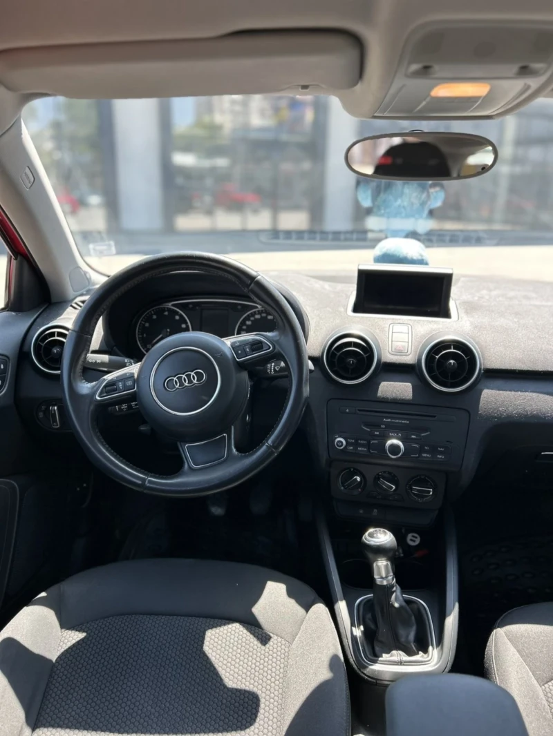Audi A1, снимка 6 - Автомобили и джипове - 52490787