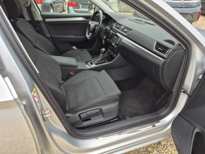 Skoda Superb 2.0TDI , снимка 9 - Автомобили и джипове - 51997454
