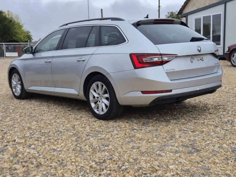 Skoda Superb 2.0TDI , снимка 5 - Автомобили и джипове - 51997454