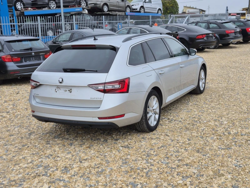 Skoda Superb 2.0TDI , снимка 7 - Автомобили и джипове - 51997454