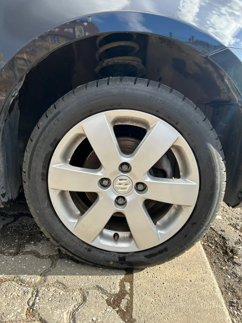 Suzuki Swift, снимка 5 - Автомобили и джипове - 52492359