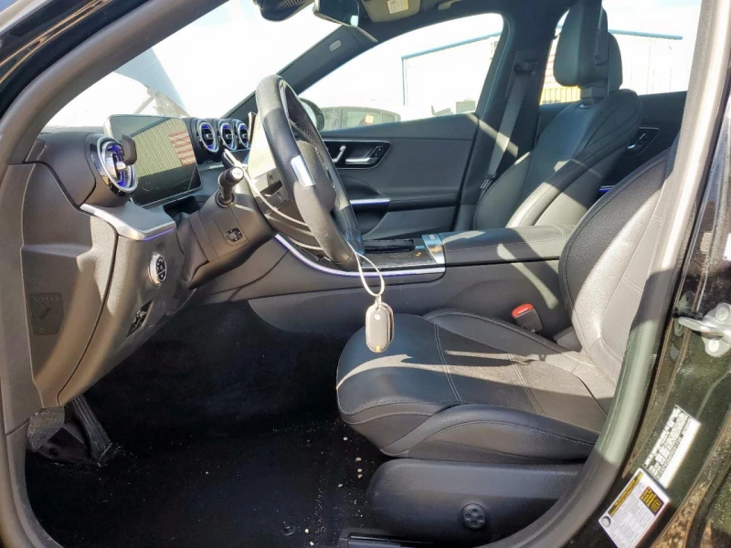 Mercedes-Benz C 300 360* DIGITAL* DISTRONIC* BURMESTER* , снимка 7 - Автомобили и джипове - 52616751