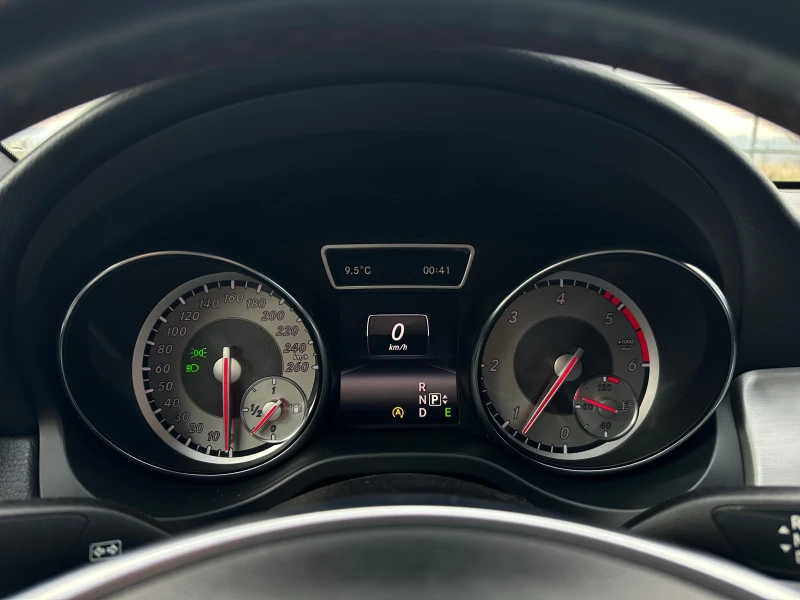 Mercedes-Benz CLA 220 200CDi-AMG  , снимка 14 - Автомобили и джипове - 52743595