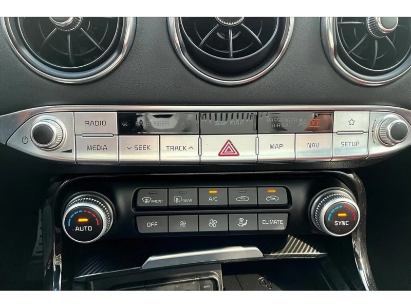 Kia Stinger * GT2 * CARFAX * ЦЕНА ДО БГ, снимка 13 - Автомобили и джипове - 52876328