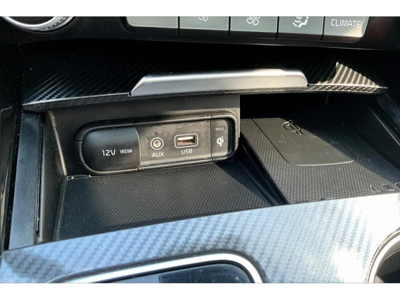 Kia Stinger * GT2 * CARFAX * ЦЕНА ДО БГ, снимка 15 - Автомобили и джипове - 52876328