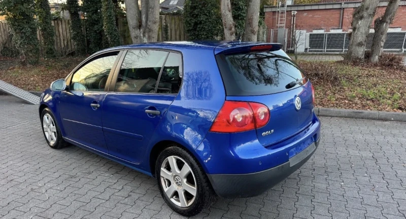 VW Golf 1.9tdi 6-степенна, снимка 2 - Автомобили и джипове - 52990967