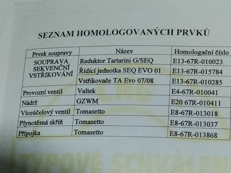Renault Megane 1, 6 SCe ГАЗ, снимка 16 - Автомобили и джипове - 53204238