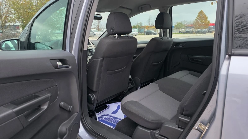 Opel Zafira KATO НОВА 2.2I/150HP/7M, снимка 8 - Автомобили и джипове - 53459137