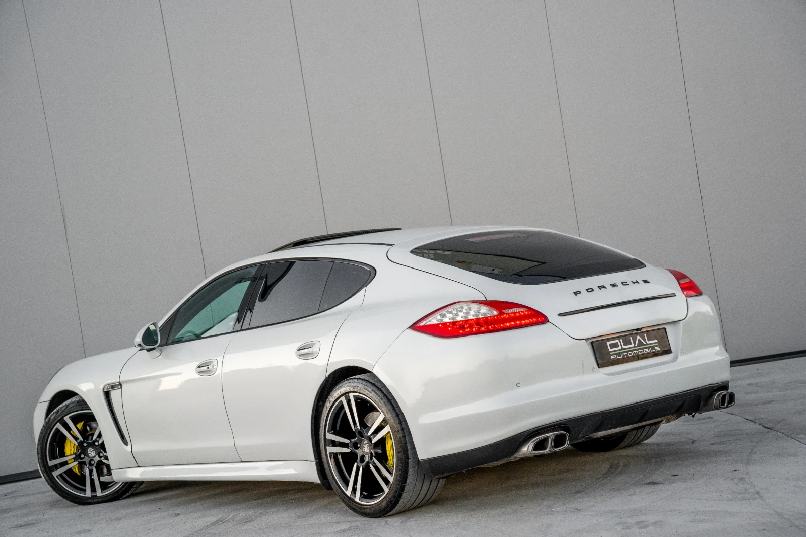 Porsche Panamera  4S * CHRONO * PDK * BOSE * DISTRONIC * KEYLESS GO - изображение 5