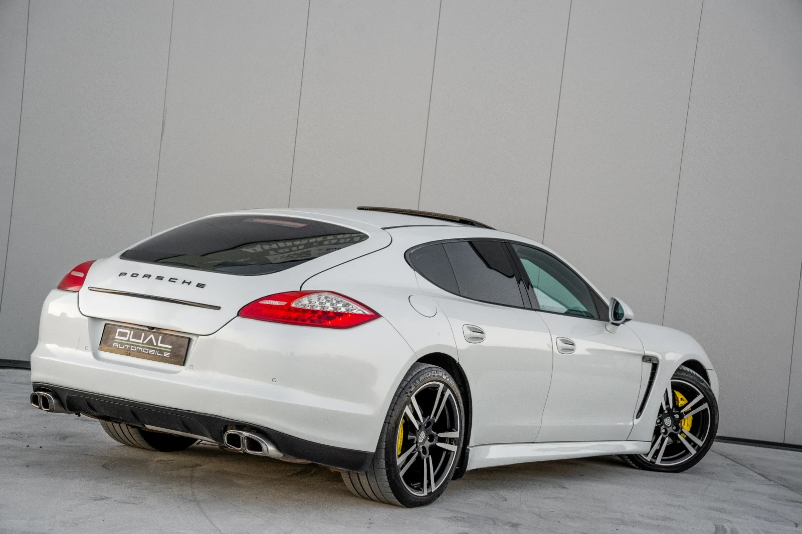 Porsche Panamera  4S * CHRONO * PDK * BOSE * DISTRONIC * KEYLESS GO - изображение 6