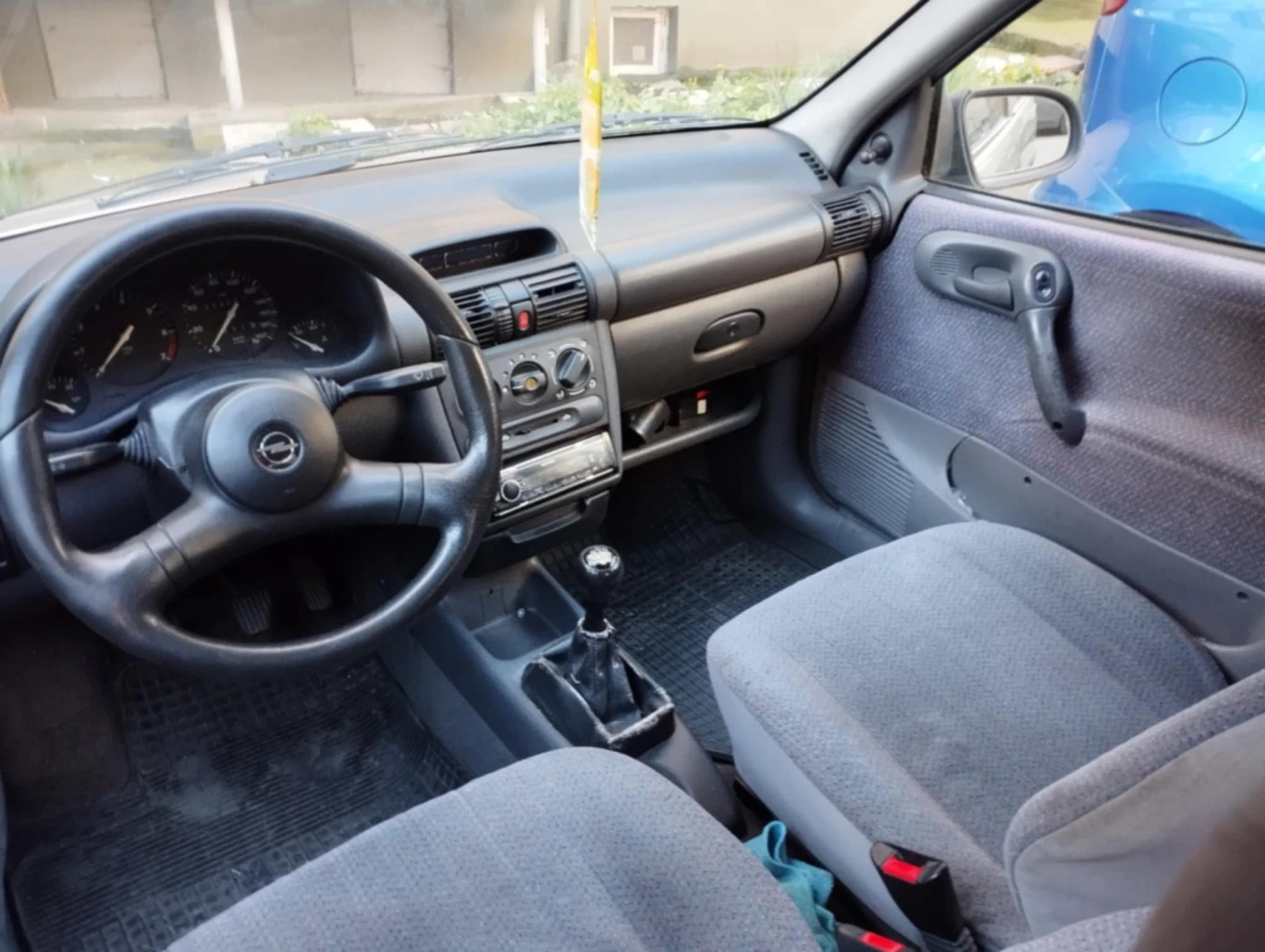Opel Corsa  - изображение 8