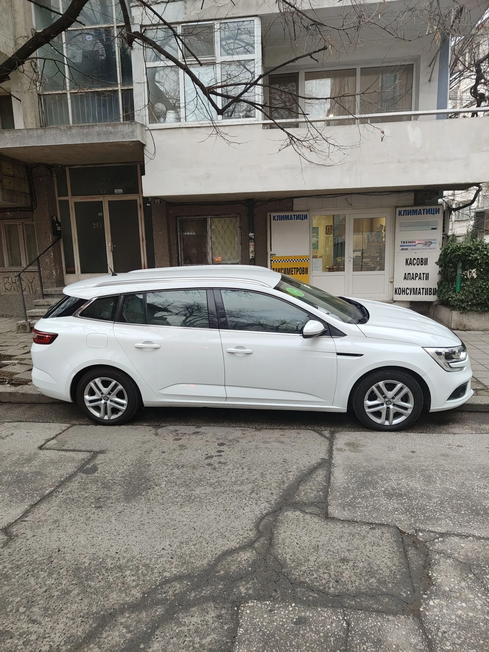 Renault Megane 1, 6 SCe ГАЗ - изображение 3