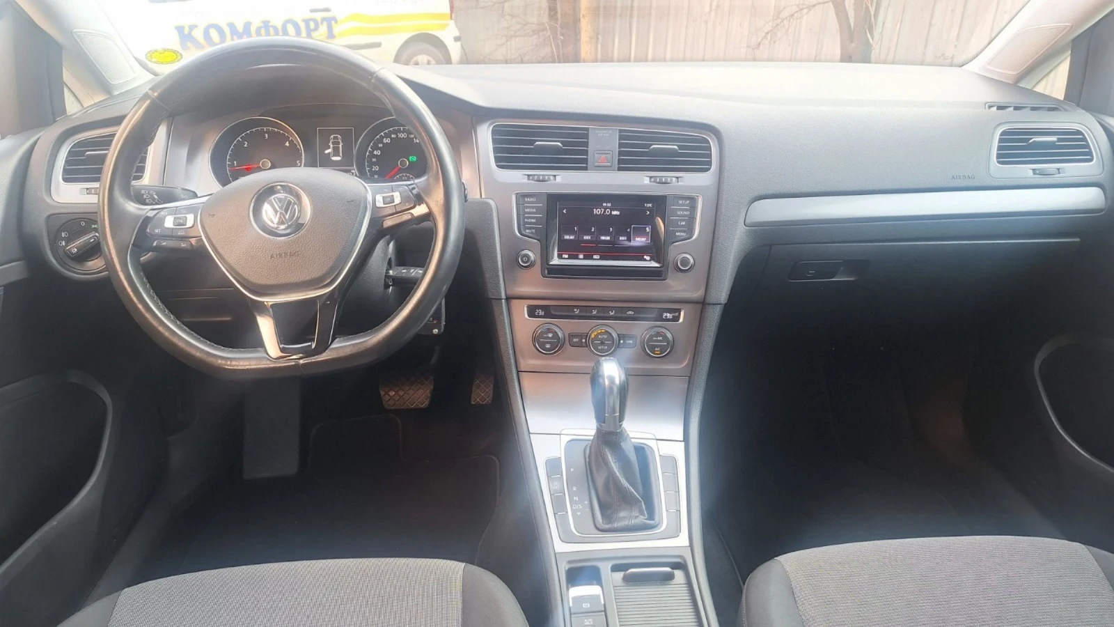 VW Golf 1.6TDI automat 2013, снимка 10 - Автомобили и джипове - 53823410