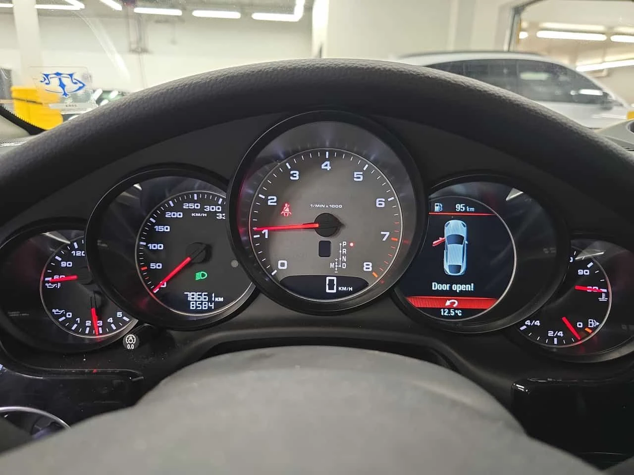 Porsche Panamera 4dr HB 4S  CARFAX, снимка 8 - Автомобили и джипове - 53846172