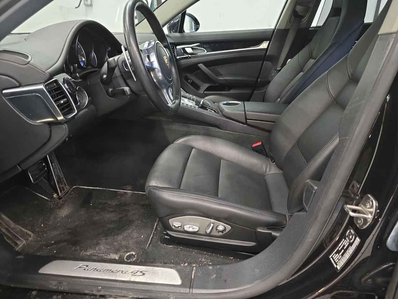 Porsche Panamera 4dr HB 4S  CARFAX, снимка 10 - Автомобили и джипове - 53846172