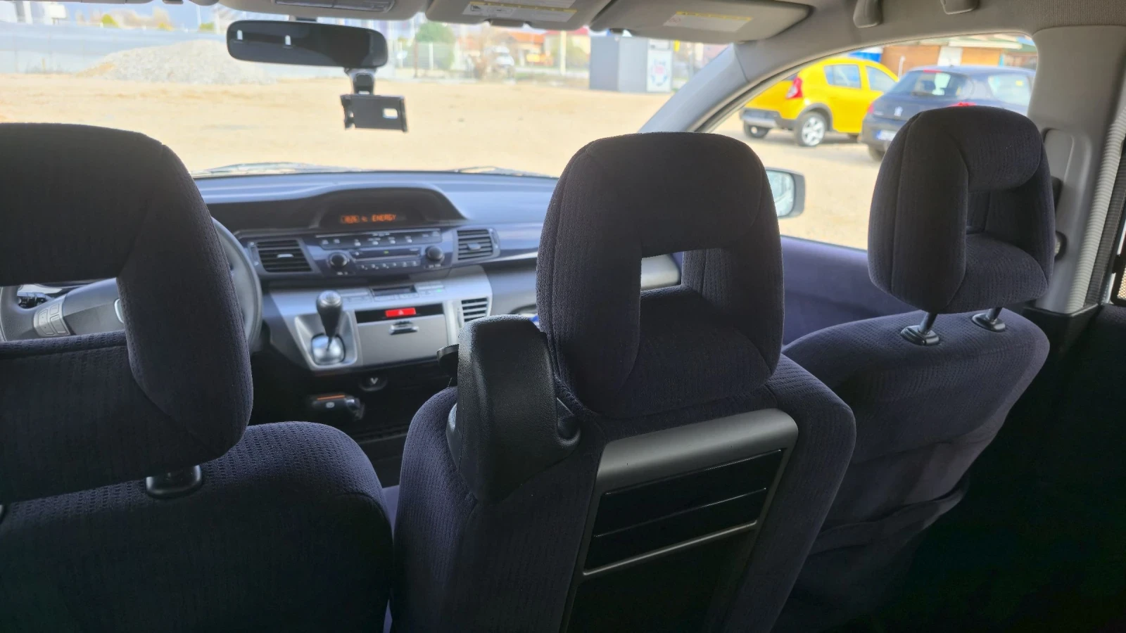 Honda Fr-v   2.2 i-CTDi 6 местна, снимка 6 - Автомобили и джипове - 53972188