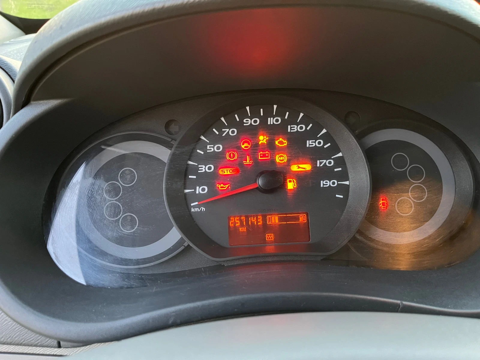 Renault Kangoo 1.5dci, снимка 10 - Автомобили и джипове - 54374567