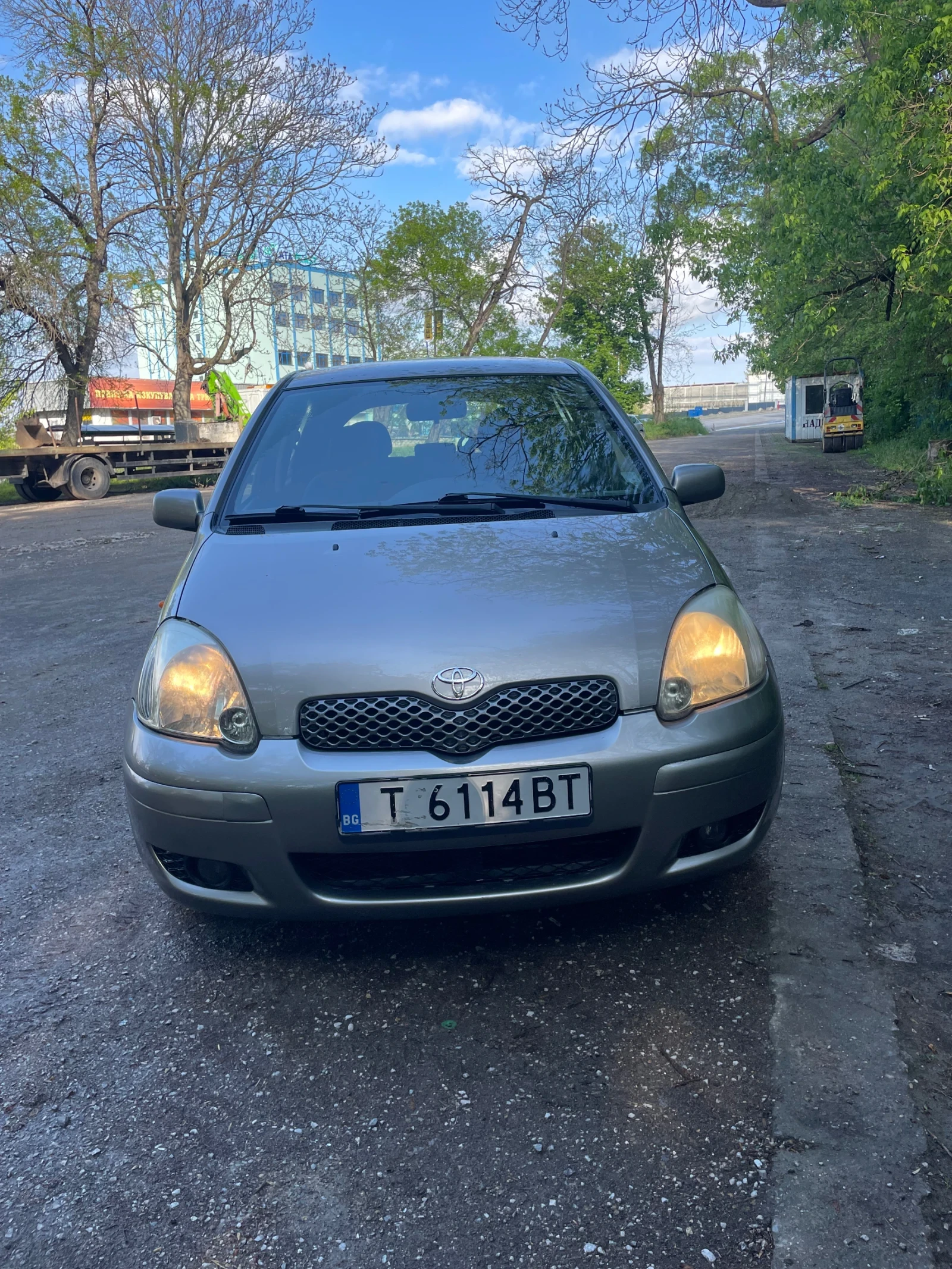 Toyota Yaris 1.4 D-4D, снимка 7 - Автомобили и джипове - 54399677