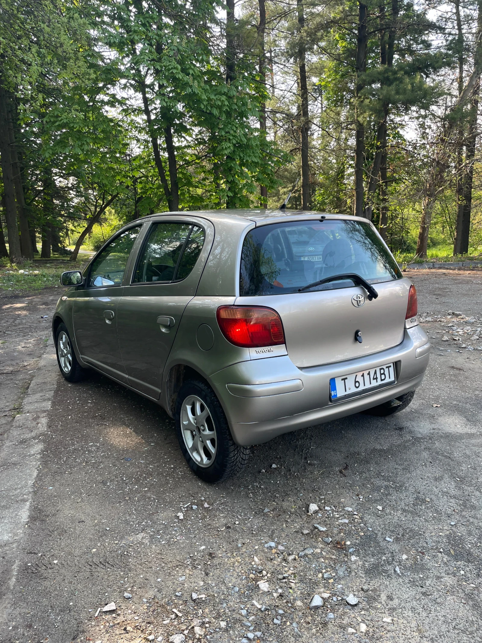 Toyota Yaris 1.4 D-4D, снимка 3 - Автомобили и джипове - 54399677