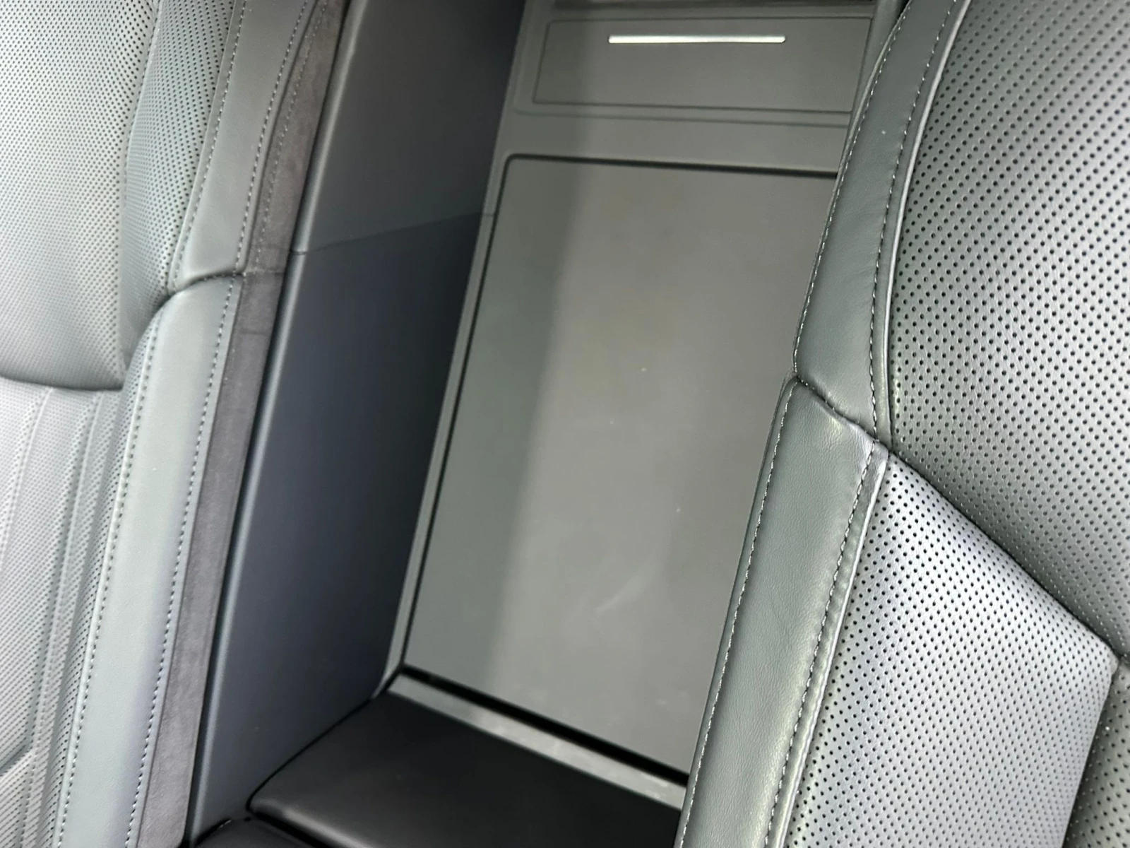 Audi A8 Брониран  VR 9, снимка 6 - Автомобили и джипове - 54954420