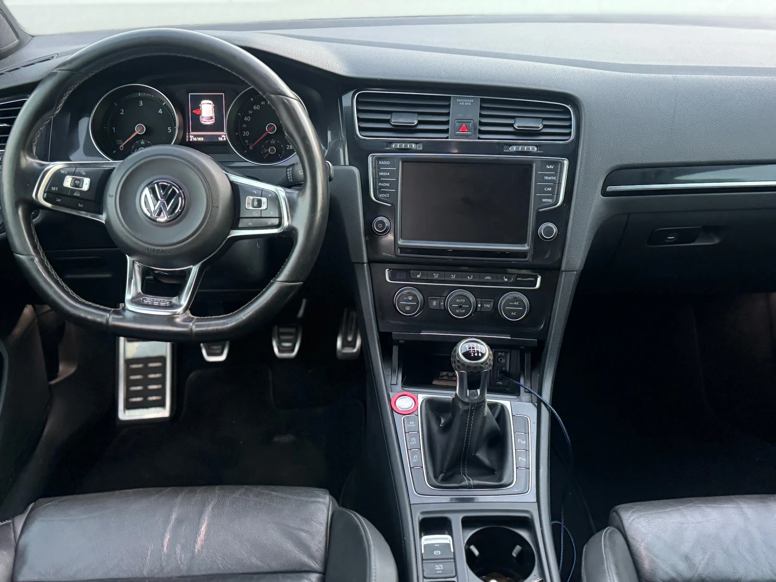 VW Golf 2.0 GTD | Mobile.bg � ����������� 10
