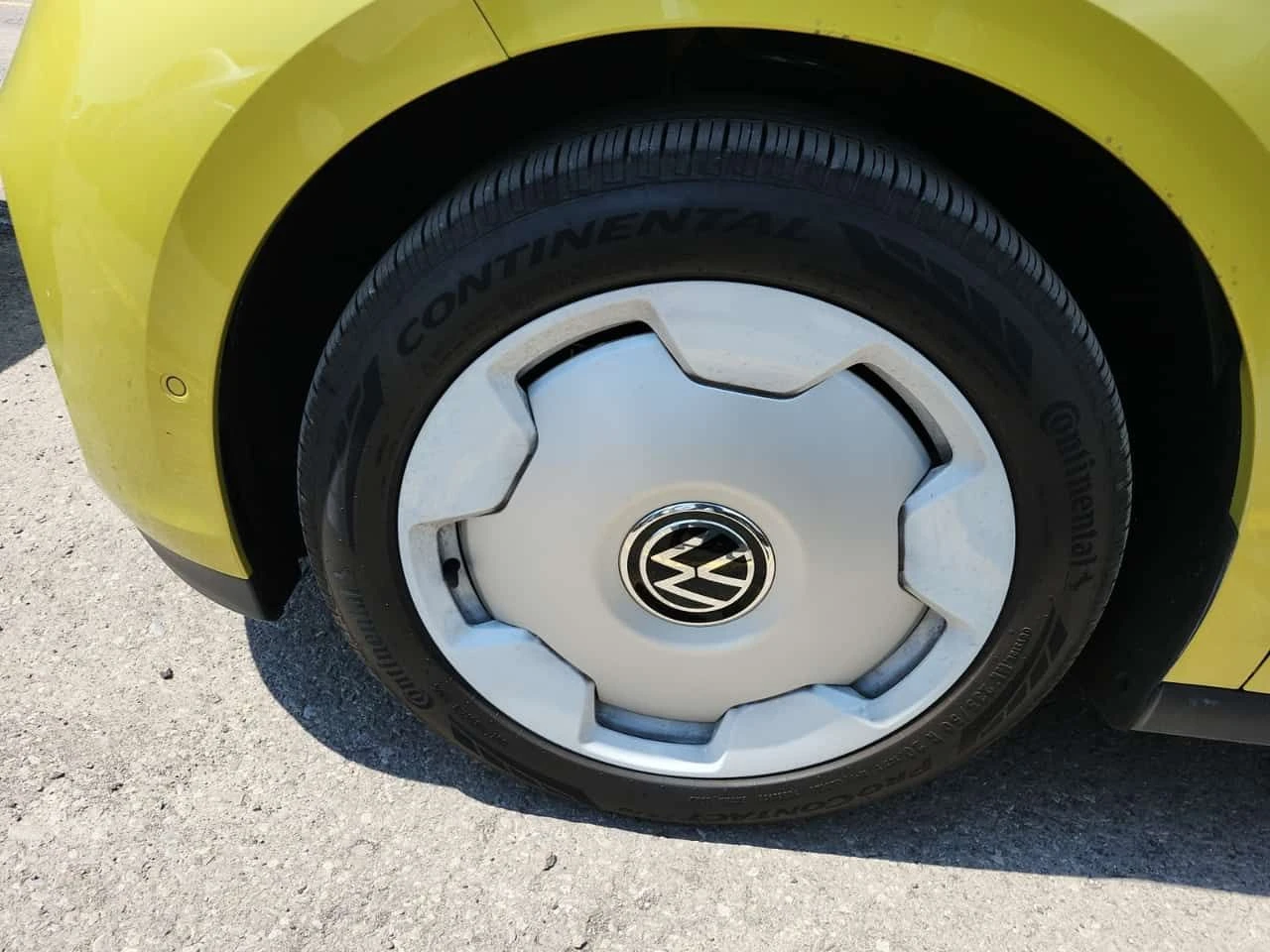 VW ID.Buzz 1ST EDITION| HUD| 360| ОБДУХВАНЕ| HEATPUMP| 158КM, снимка 5 - Автомобили и джипове - 55296314