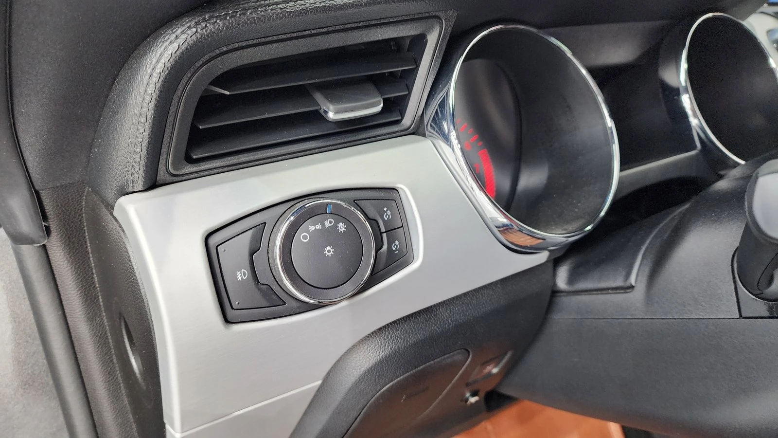 Ford Mustang GT* BLIND SPOT* КРАЙНА ЦЕНА, снимка 15 - Автомобили и джипове - 55339872