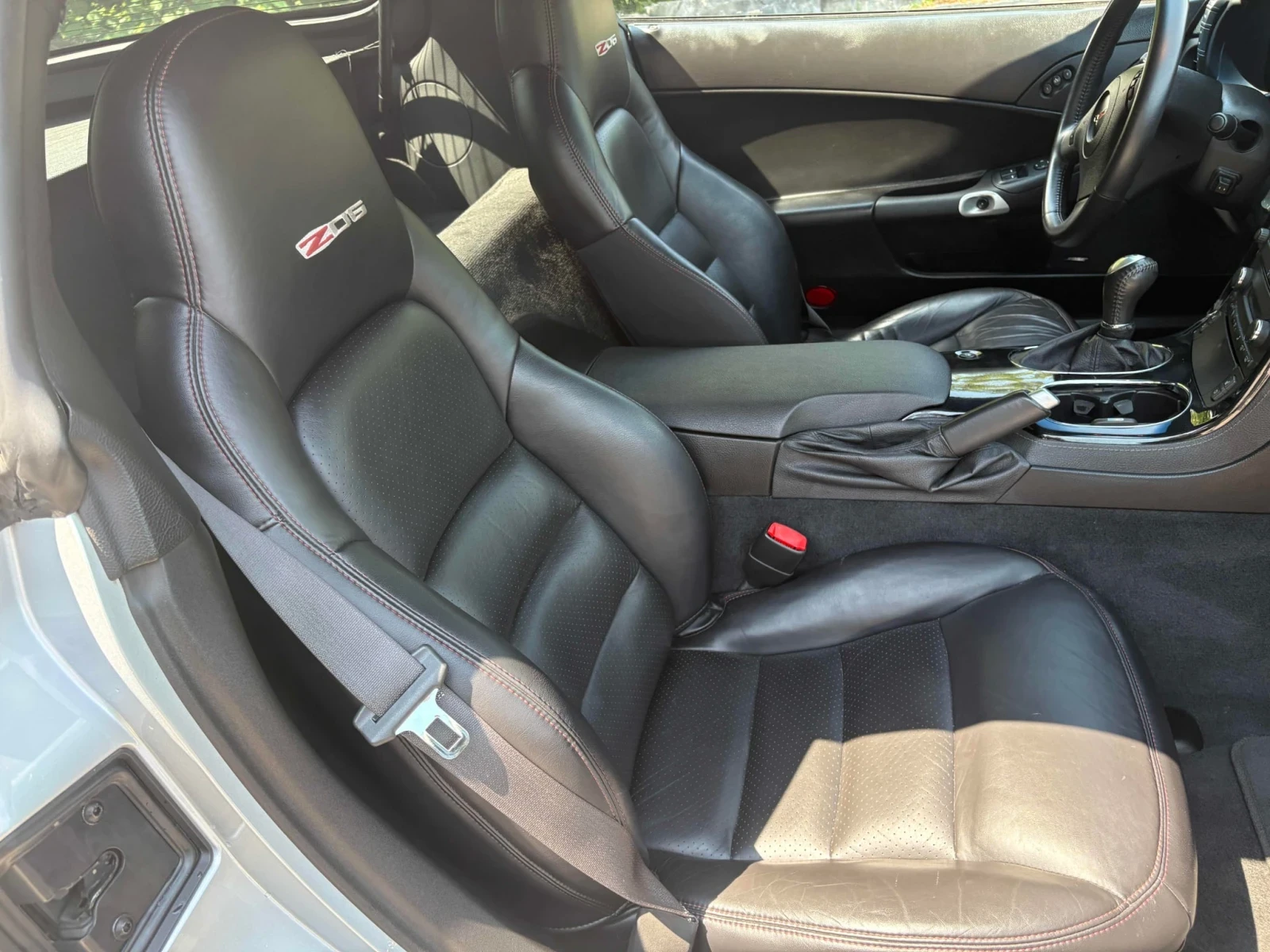 Chevrolet Corvette Z06 2LZ | 2009 | 7.0 V8 | 505 к.с. | 49 300 km, снимка 12 - Автомобили и джипове - 55782316