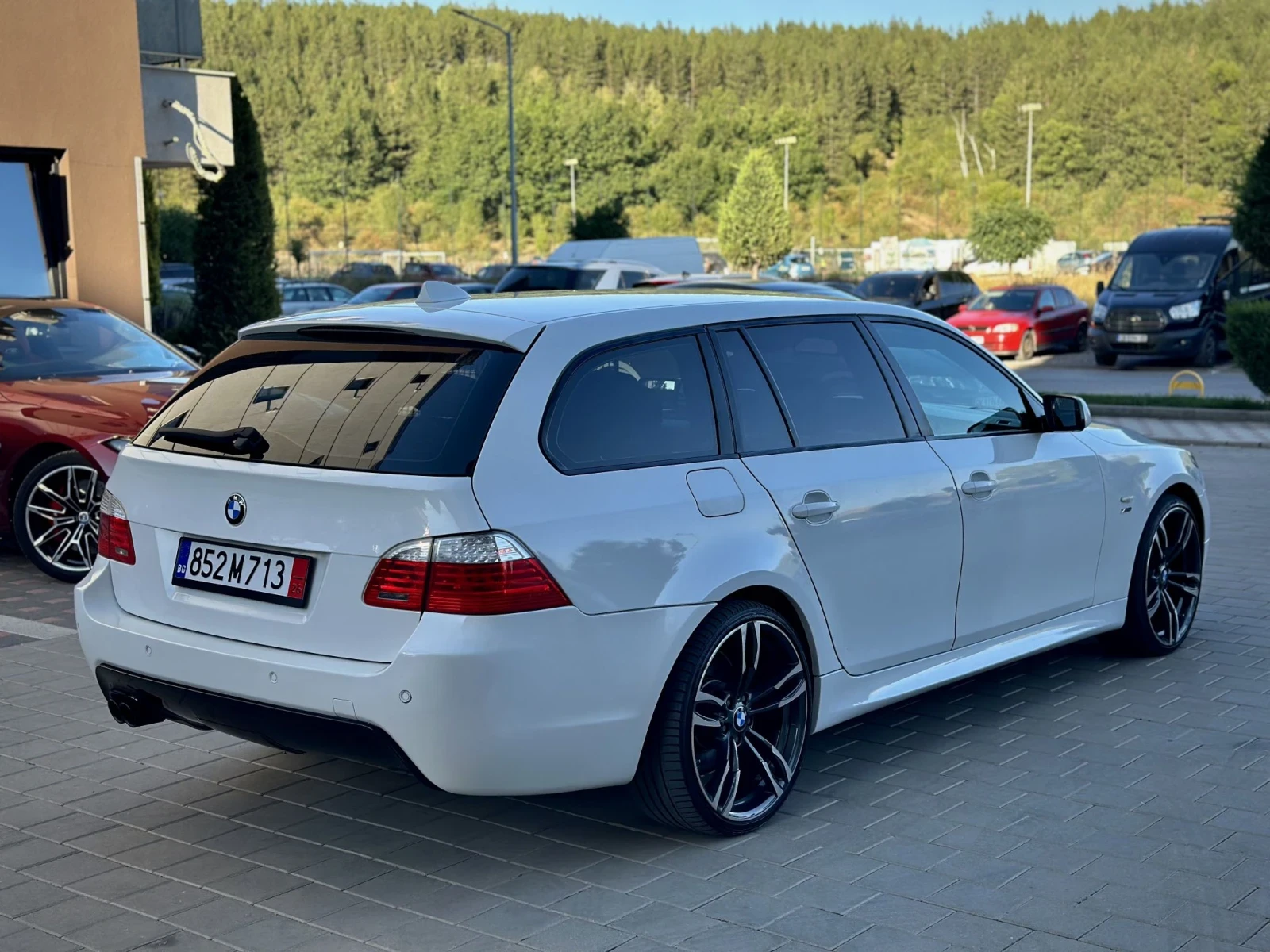 BMW 530 XD/LCI/M-PACK///, снимка 7 - Автомобили и джипове - 56002519