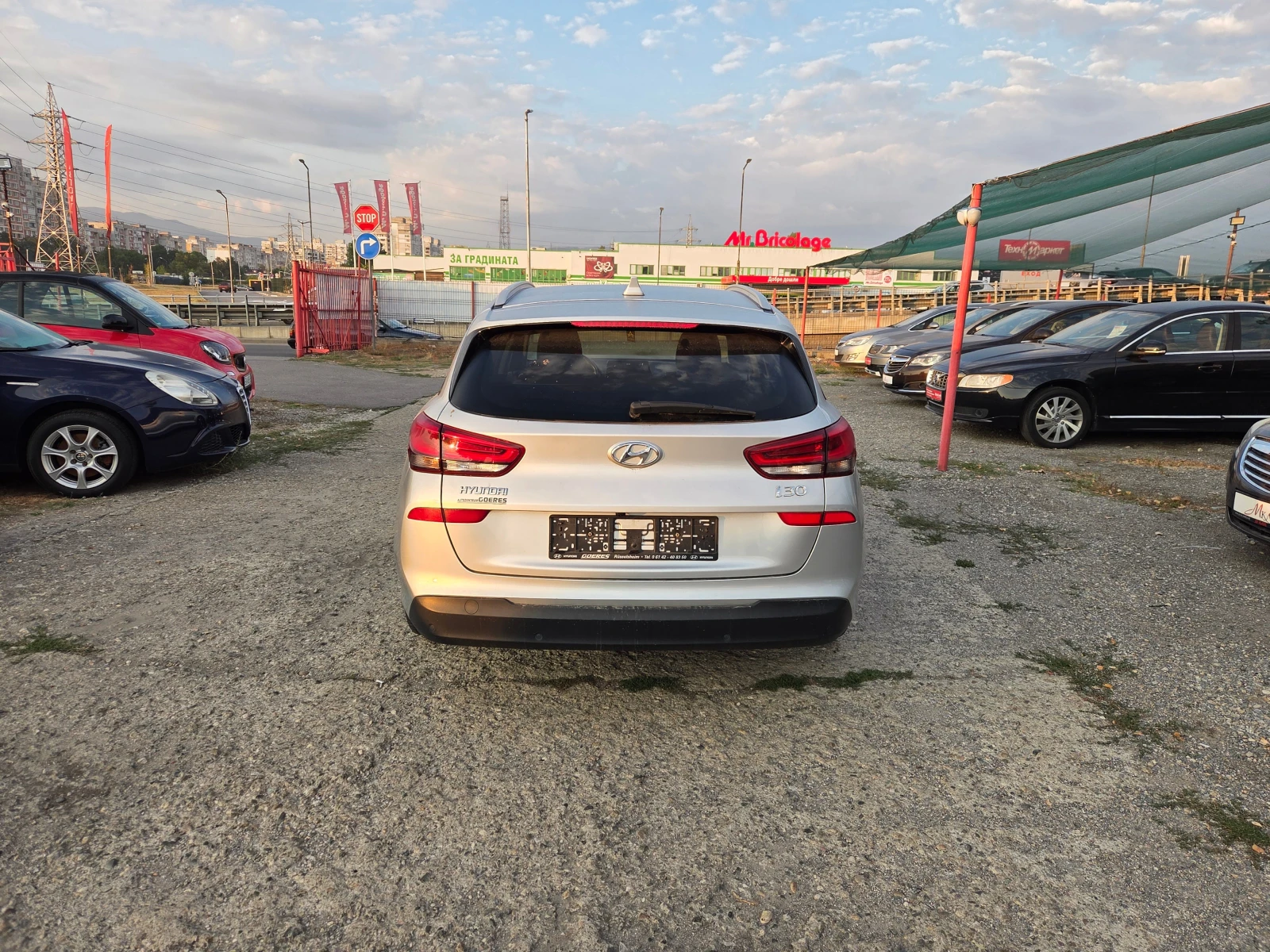 Hyundai I30 1.6CRDI/TOP/NAVI/AVT., снимка 5 - Автомобили и джипове - 56158144