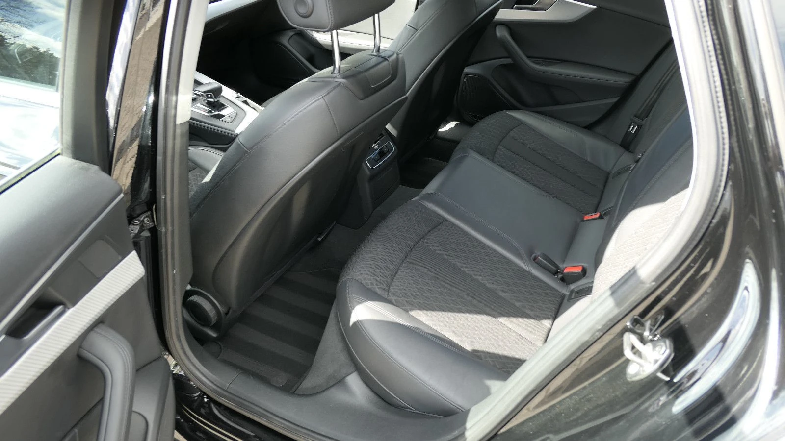 Audi A4 /ГАЗ/Ambient/, снимка 16 - Автомобили и джипове - 56592780