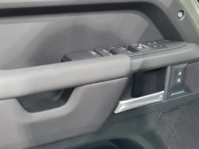 Land Rover Defender 110 D300 X-Dynamic SE 7seats, снимка 7