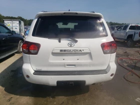 Toyota Sequoia SR5 AWD, снимка 6