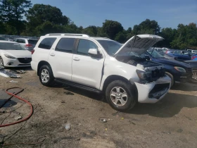 Toyota Sequoia SR5 AWD, снимка 4