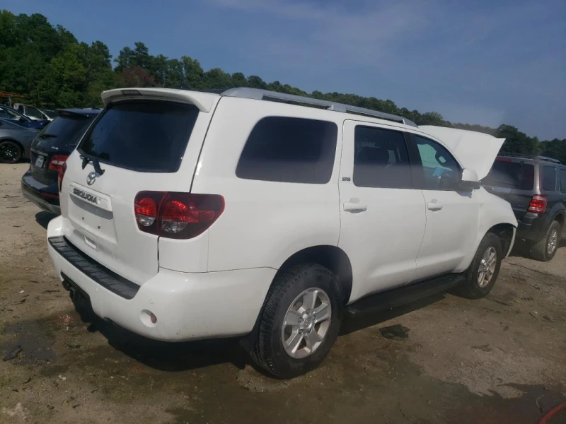 Toyota Sequoia SR5 AWD, снимка 3 - Автомобили и джипове - 47545162