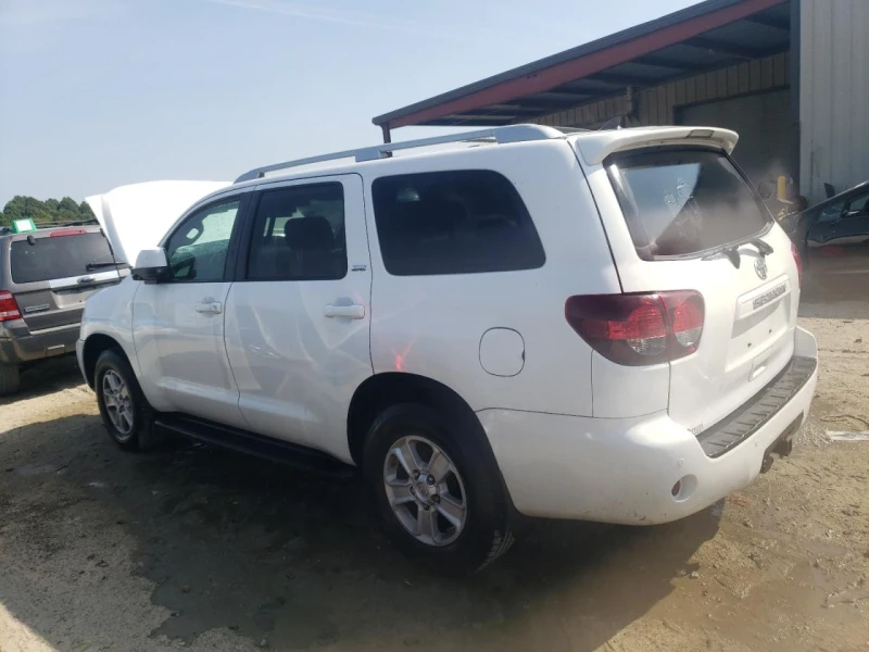 Toyota Sequoia SR5 AWD, снимка 2 - Автомобили и джипове - 47545162