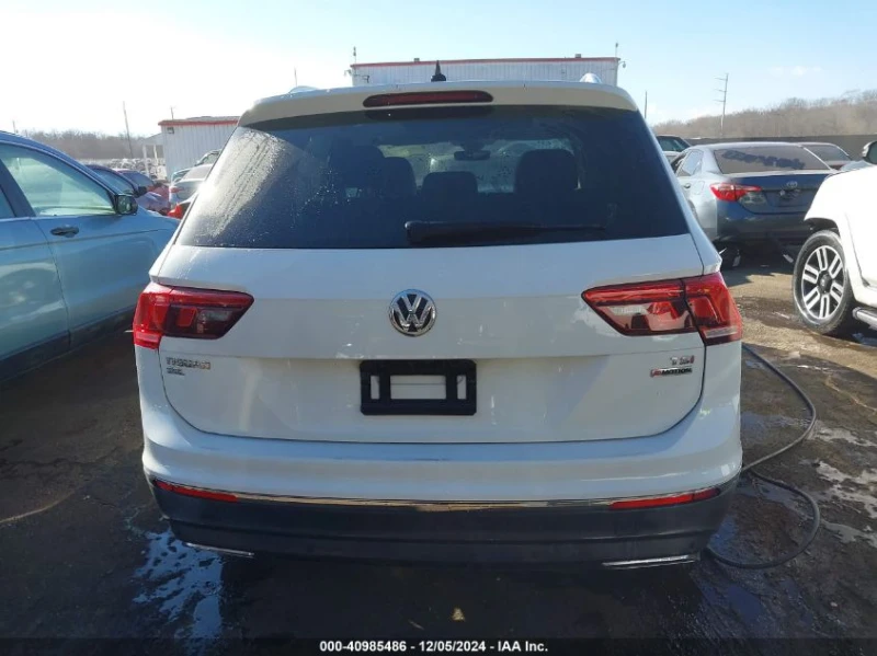 VW Tiguan 2.0T SEL PREMIUM* , снимка 12 - Автомобили и джипове - 48784850