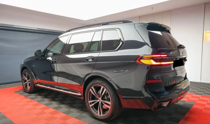 BMW X7 xDrive40d M-Sport Pro, снимка 3 - Автомобили и джипове - 52652502