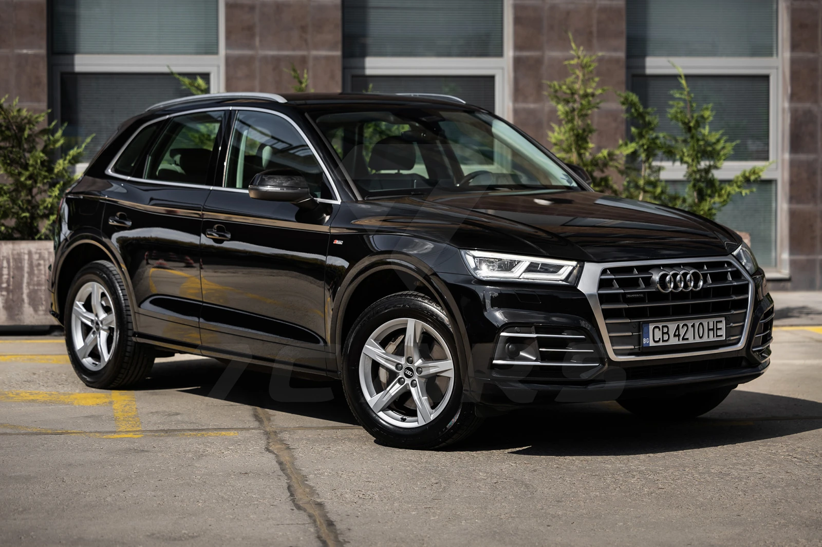 Audi Q5 TFSIe - изображение 3