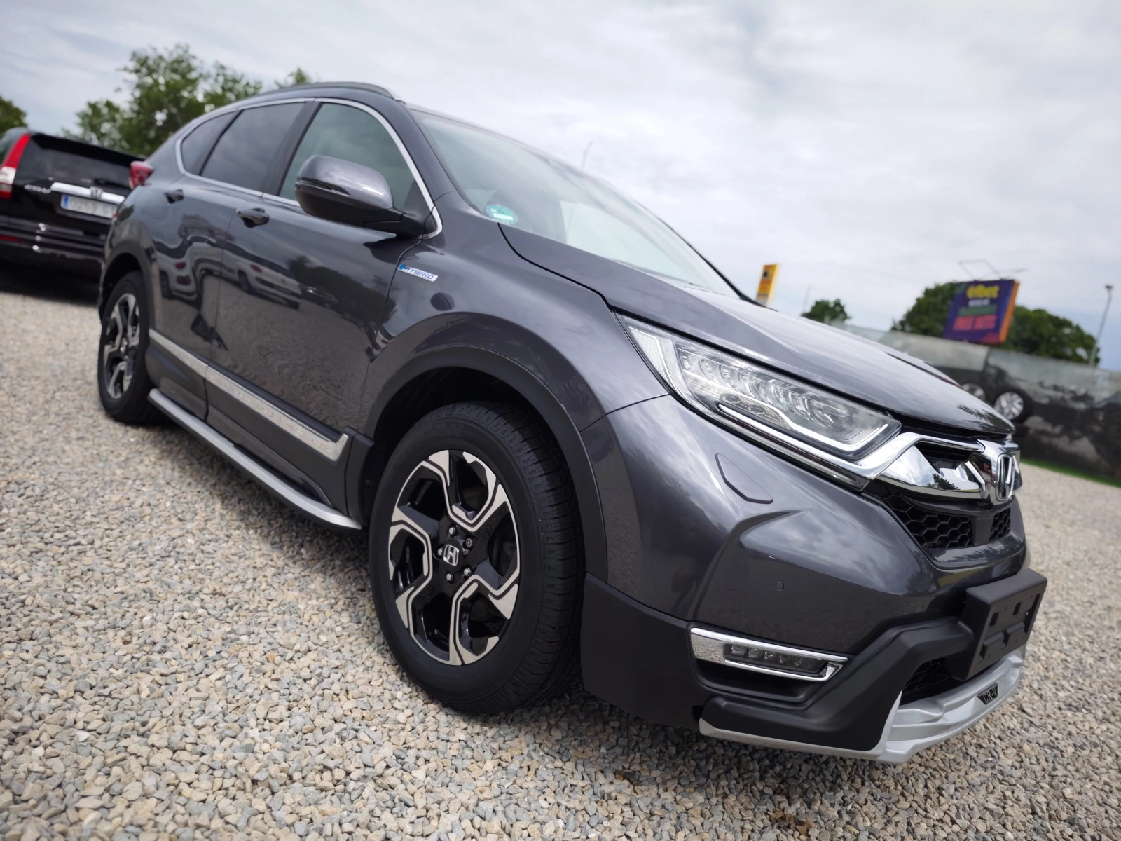 Honda Cr-v AERO/РОЛБАР/СТЕПЕНКИ/EXECUTIVE/ANDROIDAUTO/CARPLAY - изображение 6