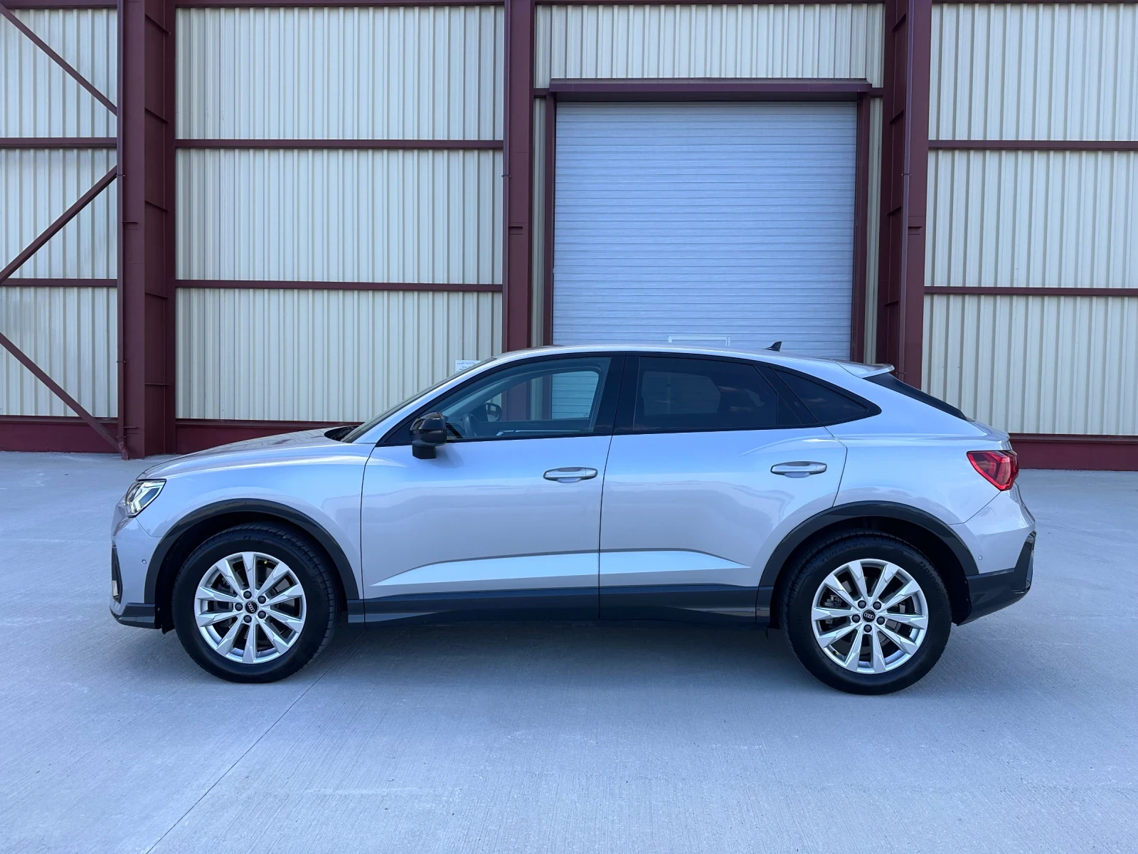 Audi Q3 Sportback 40 TDI - изображение 2