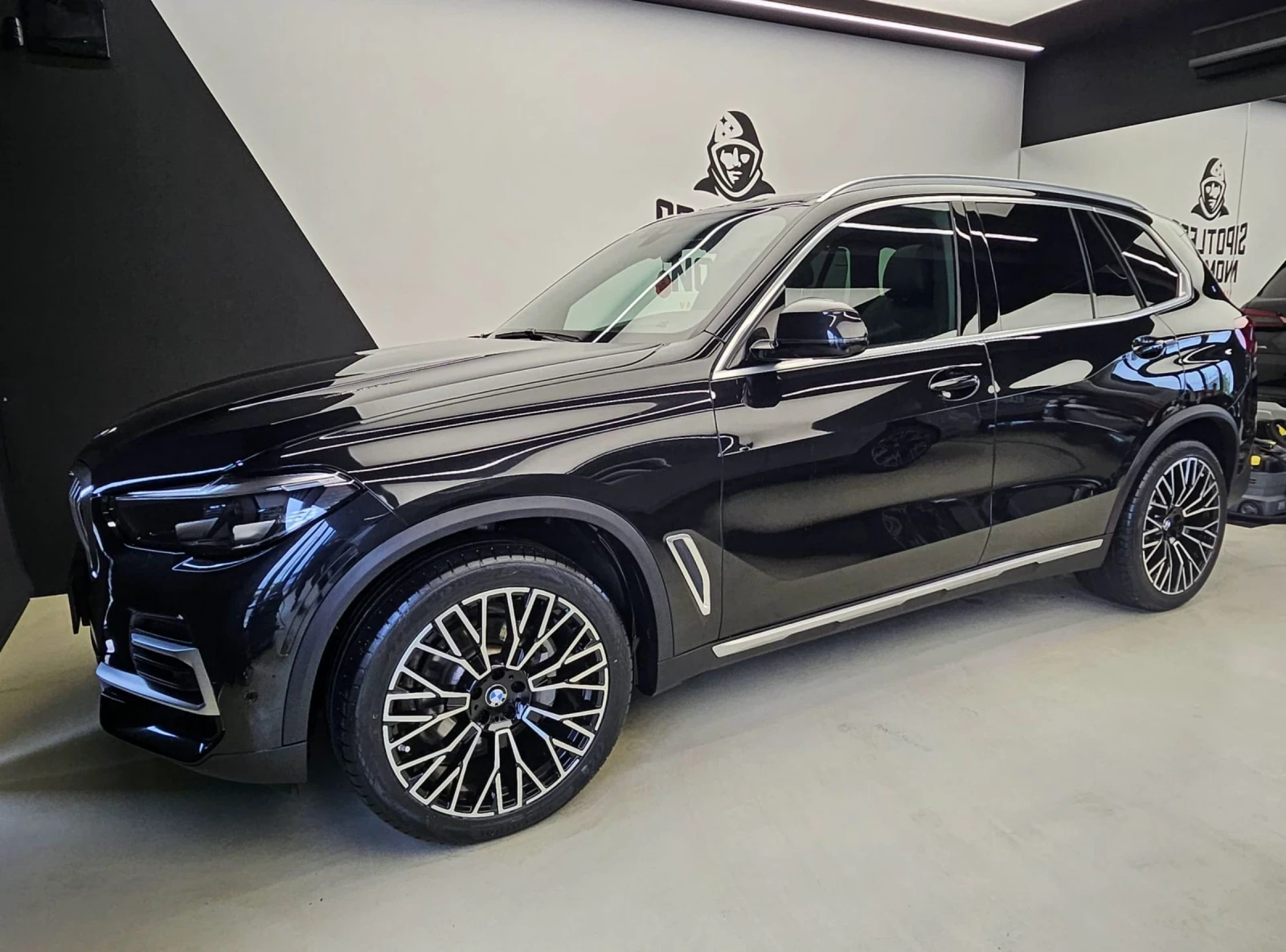 BMW X5 X-line X-drive Head-Up Panorama - изображение 3