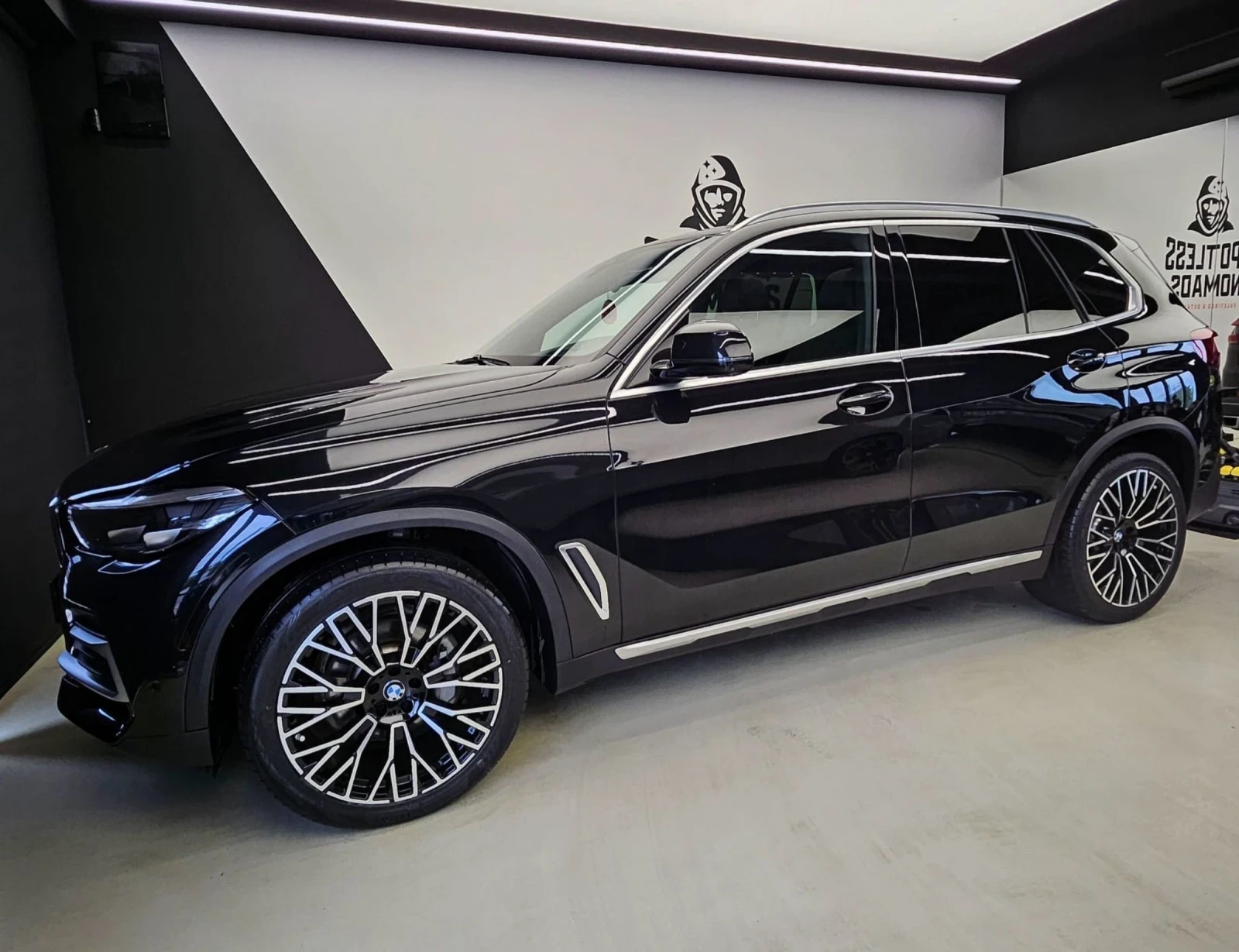 BMW X5 X-line X-drive Head-Up Panorama - изображение 4