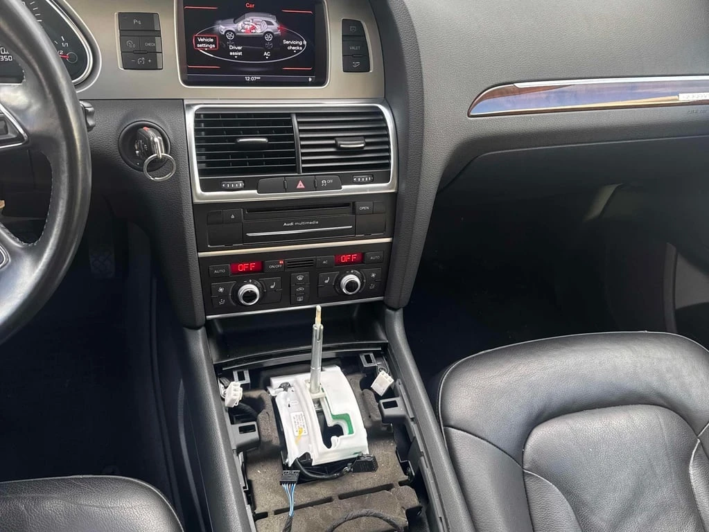 Audi Q7 * 3.0L Premium * CARFAX *    | Mobile.bg   9