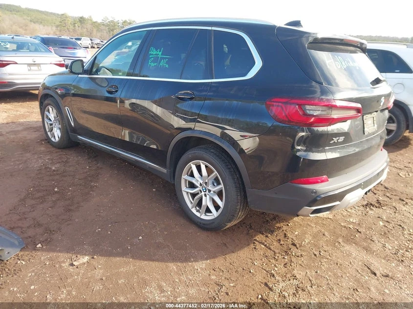 BMW X5 3.0l xDrive40I - изображение 3