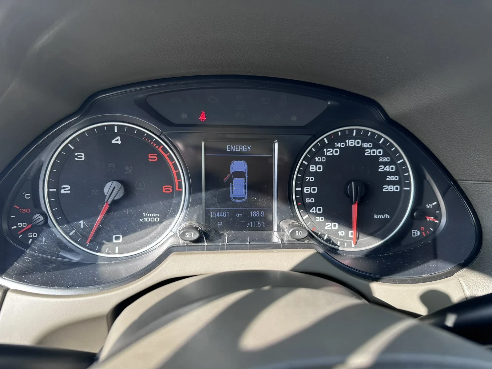 Audi Q5 3.0 TDI, снимка 2 - Автомобили и джипове - 53951346