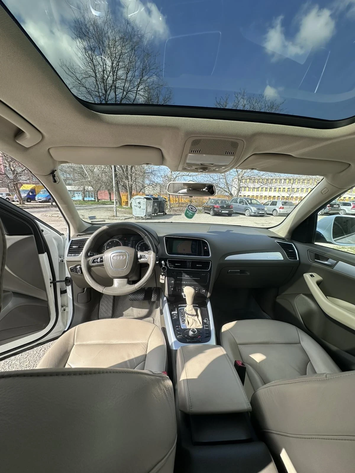 Audi Q5 3.0 TDI, снимка 3 - Автомобили и джипове - 53951346