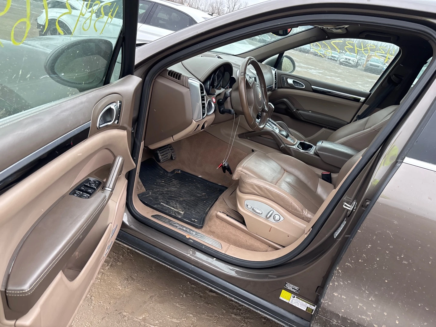 Porsche Cayenne Hybrid S, снимка 10 - Автомобили и джипове - 53970952