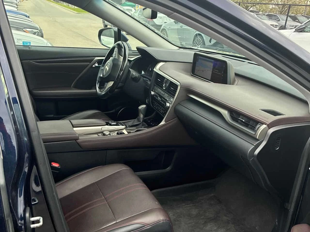 Lexus RX 350 * AWD 4dr * 2 КЛЮЧА* ПОДГРЕВ* PANO* , снимка 15 - Автомобили и джипове - 54529701